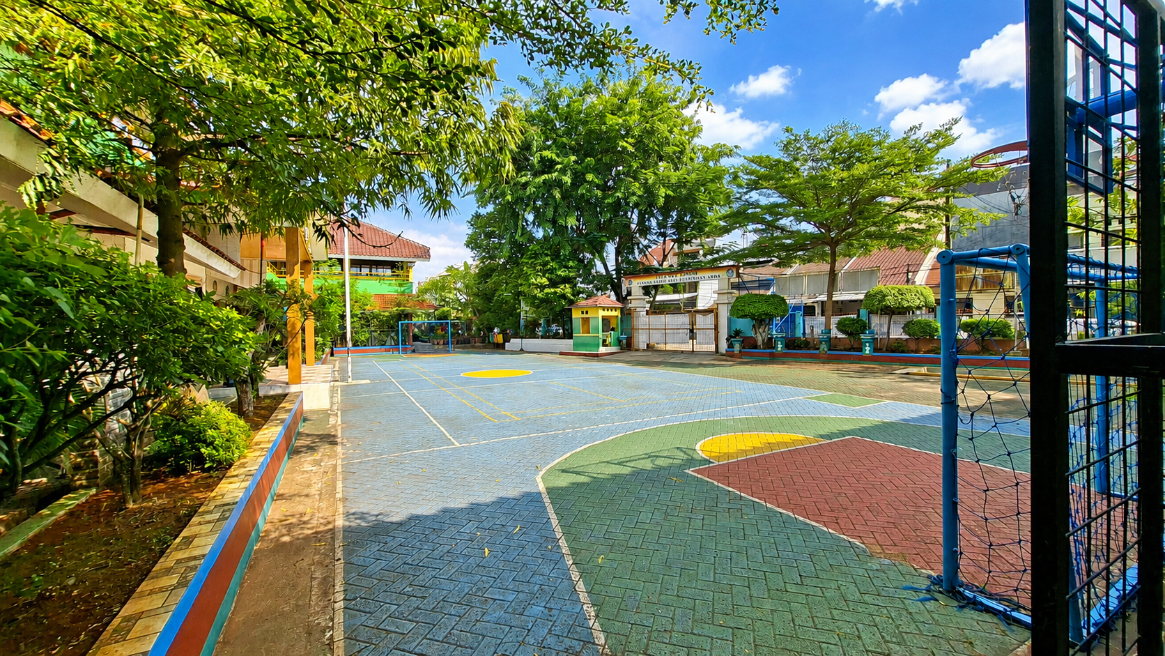HALAMAN DEPAN SMPN 282 JAKARTA