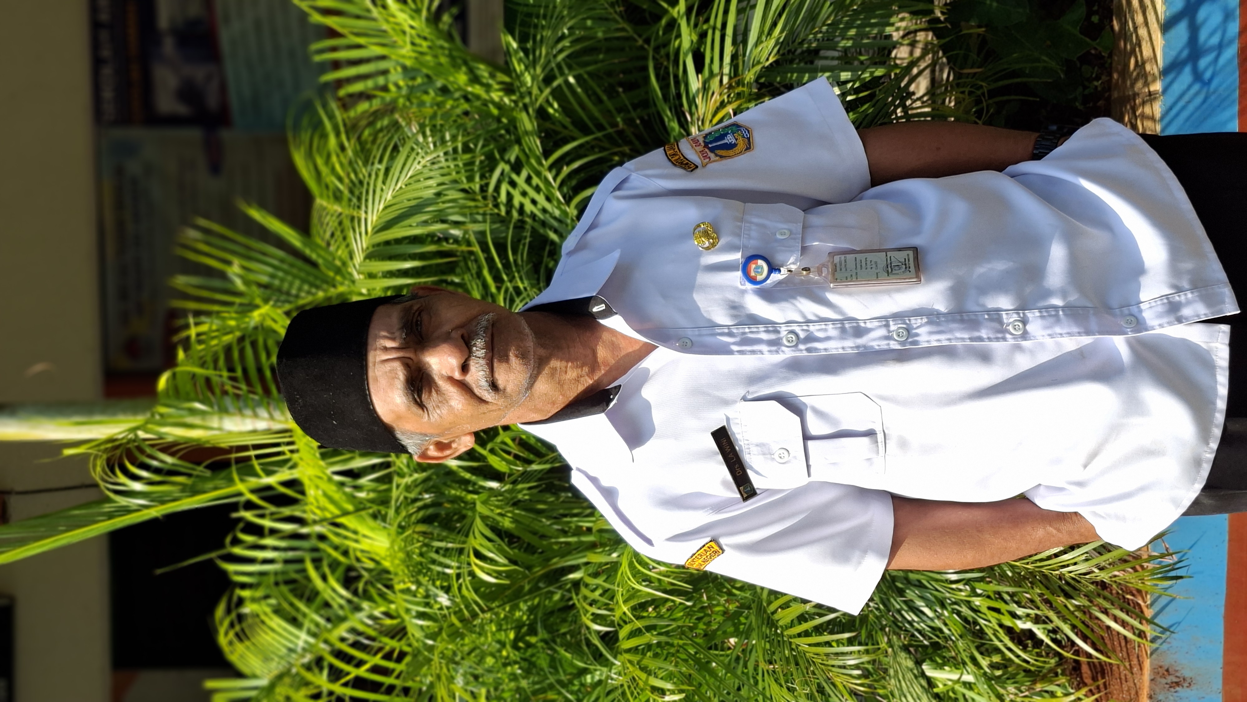 Drs.La Wini